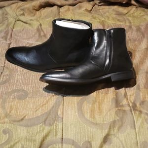 Kenneth Cole Shore Enough